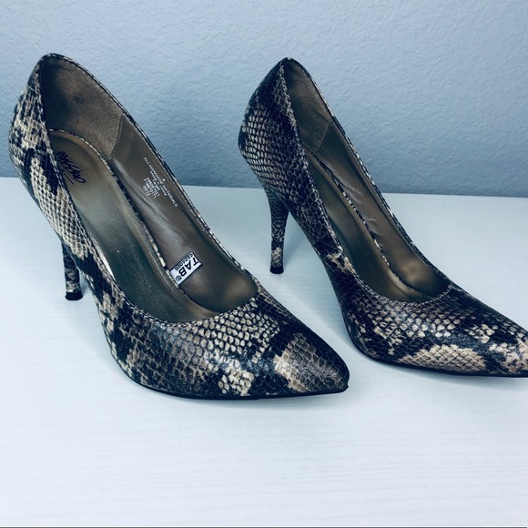 Mossimo Snakeskin Slip On Pointed Toe Heels Sz 8 - Picture 4 of 13
